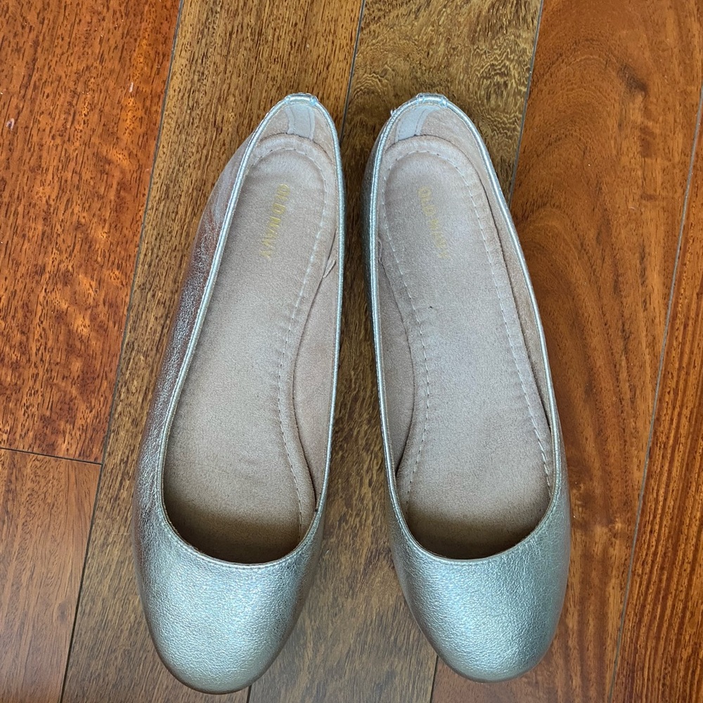 Gold Flats FREE WITH BUNDLE